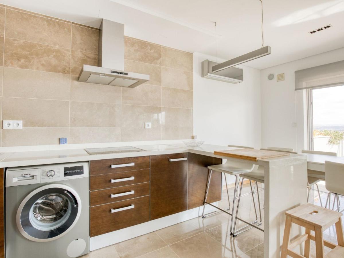 Modern Holiday Home In Salir Do Porto With Swimming Pool Salir de Porto Esterno foto