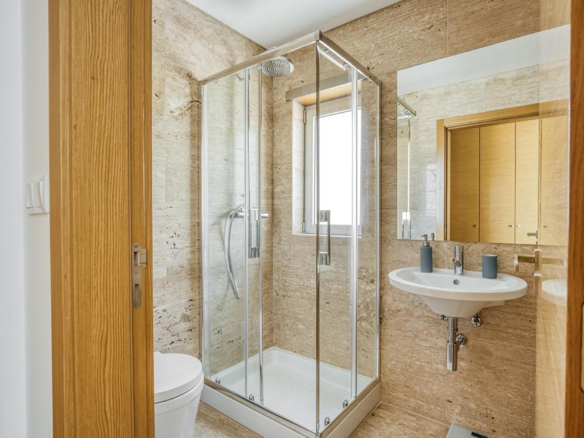 Modern Holiday Home In Salir Do Porto With Swimming Pool Salir de Porto Esterno foto