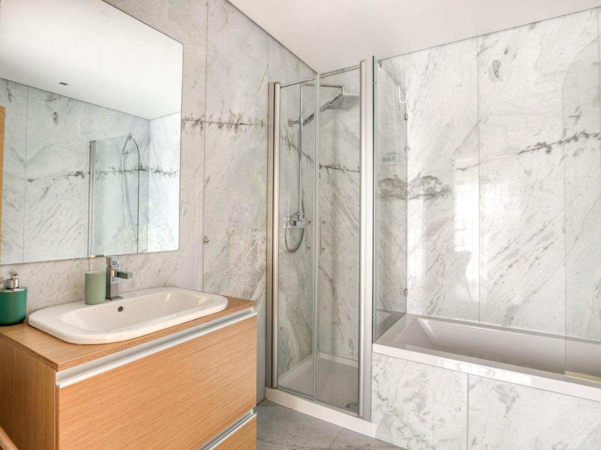 Modern Holiday Home In Salir Do Porto With Swimming Pool Salir de Porto Esterno foto