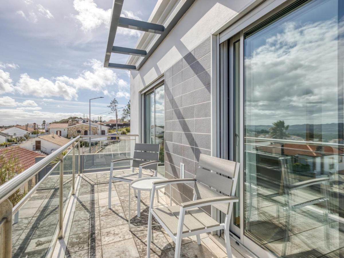 Modern Holiday Home In Salir Do Porto With Swimming Pool Salir de Porto Esterno foto