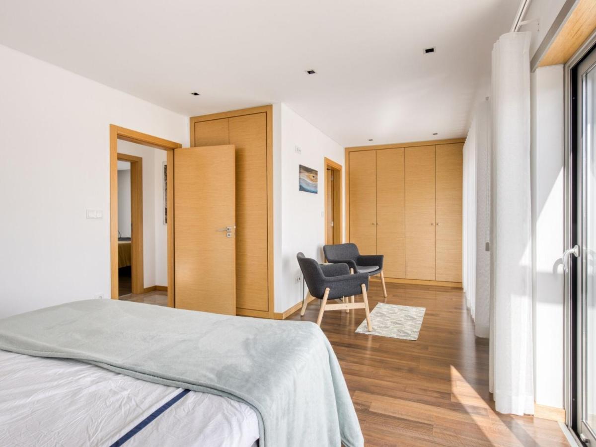 Modern Holiday Home In Salir Do Porto With Swimming Pool Salir de Porto Esterno foto