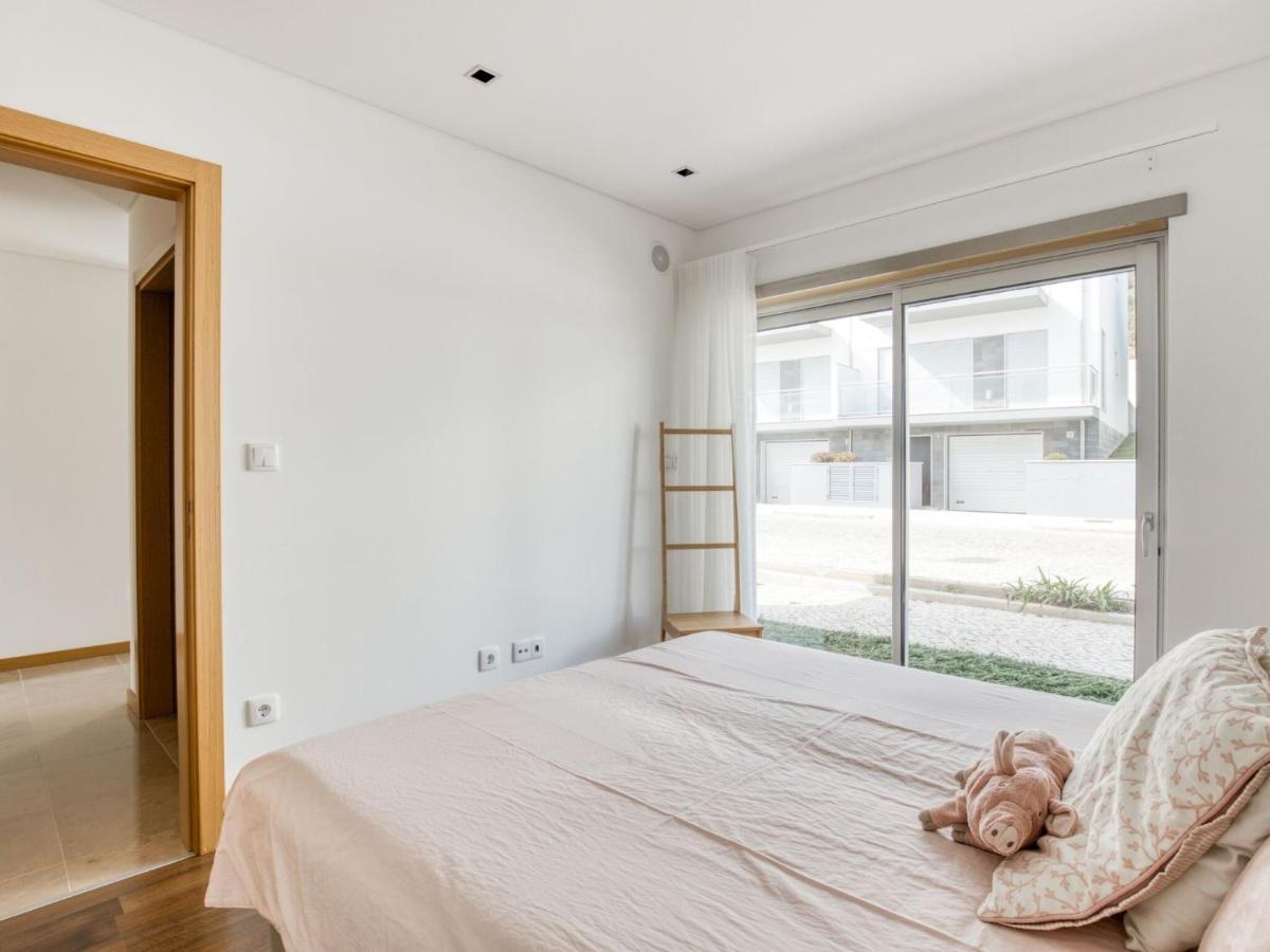 Modern Holiday Home In Salir Do Porto With Swimming Pool Salir de Porto Esterno foto