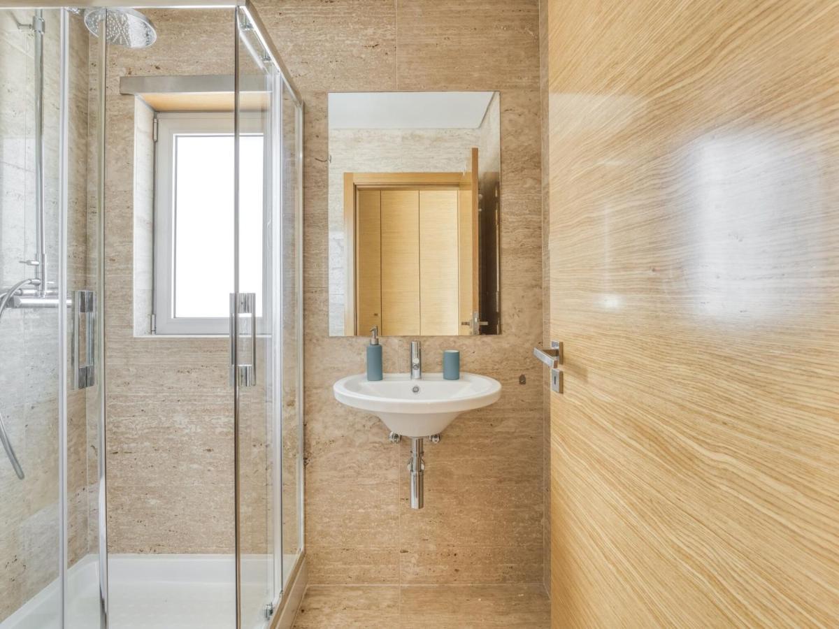 Modern Holiday Home In Salir Do Porto With Swimming Pool Salir de Porto Esterno foto